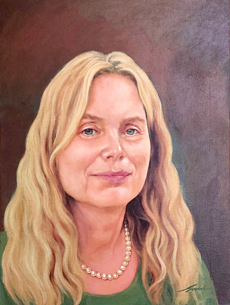 15 Yellow Hair Lady 773x1024